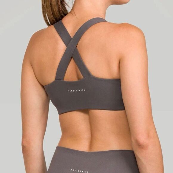 IAB MFG NWT London Criss Cross Back Sports Bra in Charcoal Gray Size Medium - Picture 5 of 5